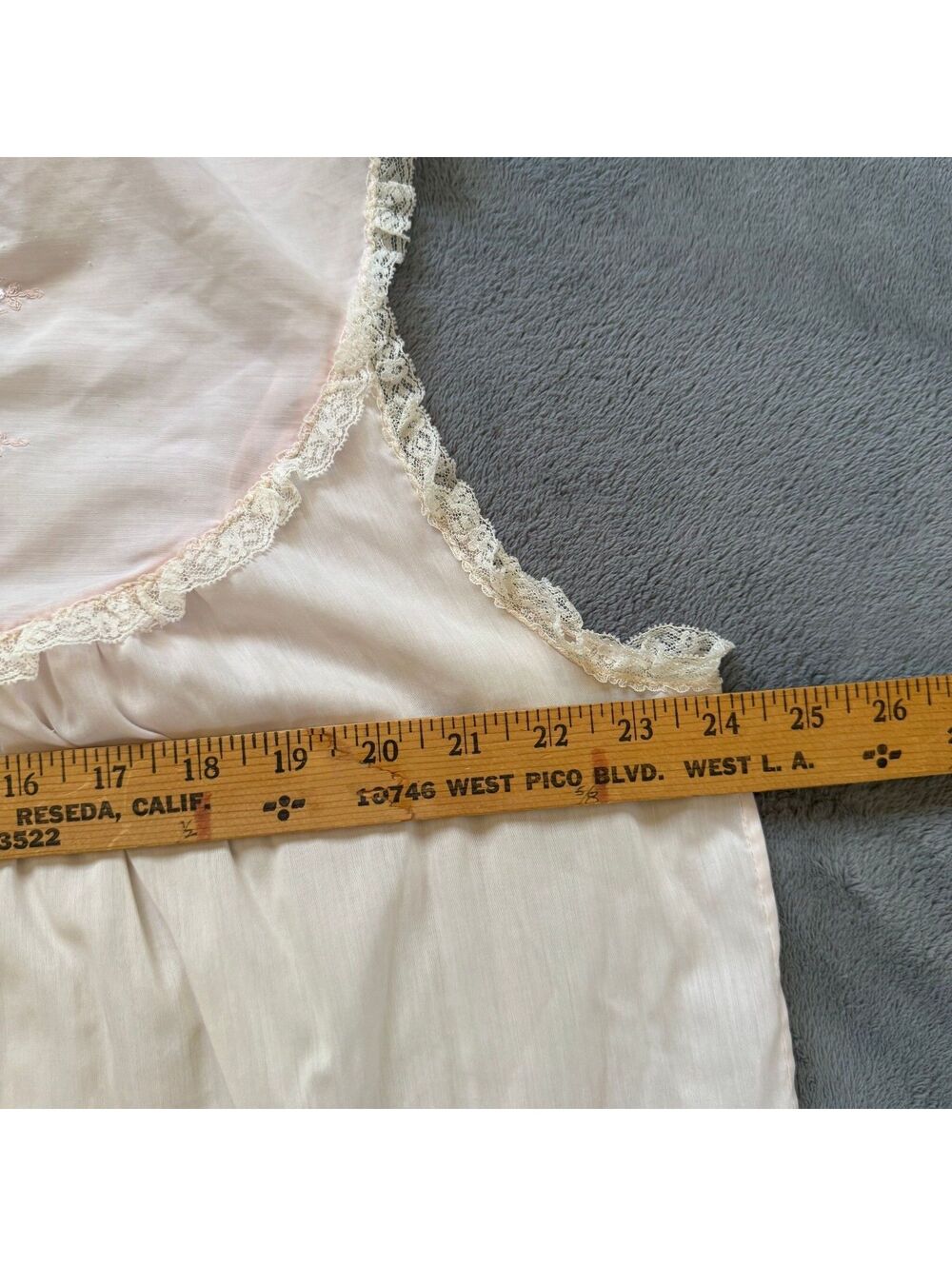 Barbizon Pink Nightgown Sheer Chiffon Embroidered Lace Cottagecore M Vtg - Picture 6 of 7